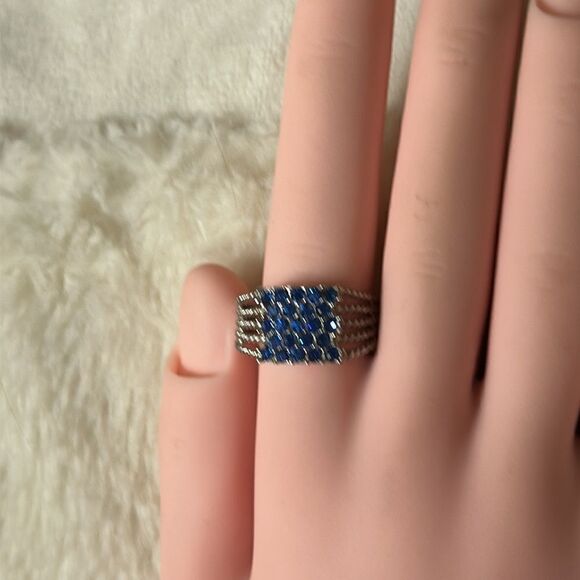 Vintage Crystal Cocktail Ring! - Picture 8 of 12